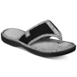Isotoner Women's Sport Gina Thong Slippers